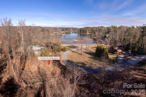 62 Oscelake Way Hendersonville NC 28739
