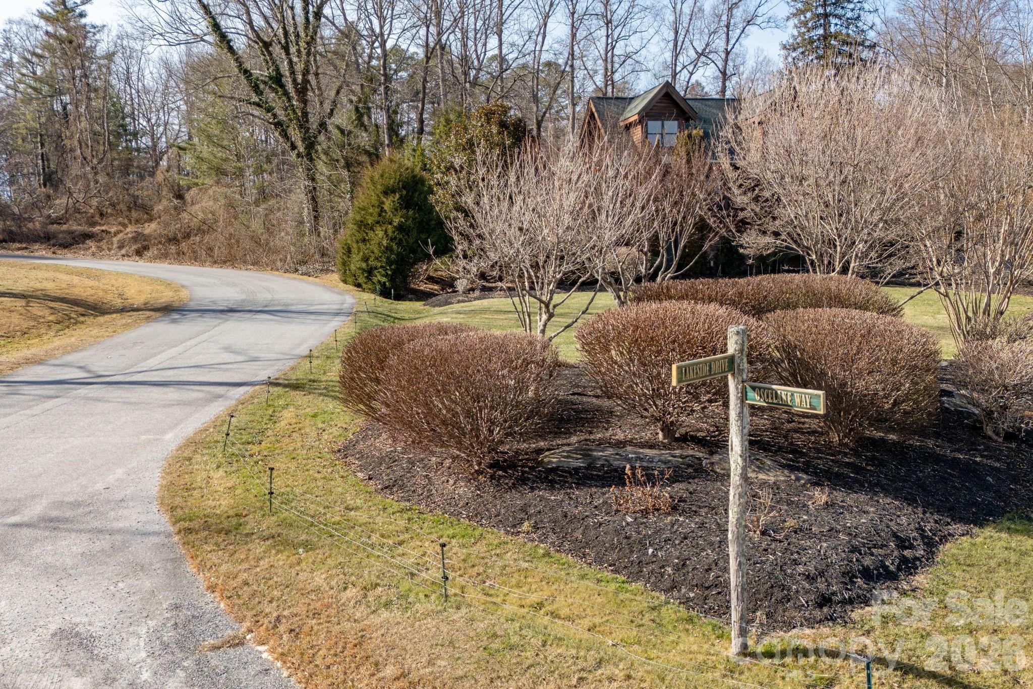 62 Oscelake Way Hendersonville NC 28739