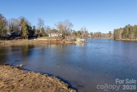 62 Oscelake Way Hendersonville NC 28739