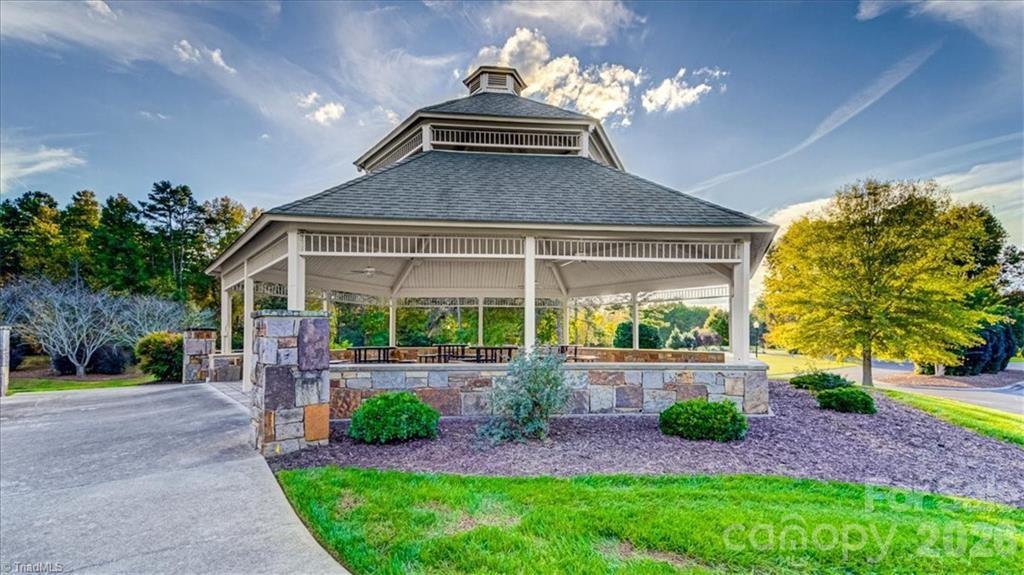 1047 Starboard Reach Drive Lexington NC 27292