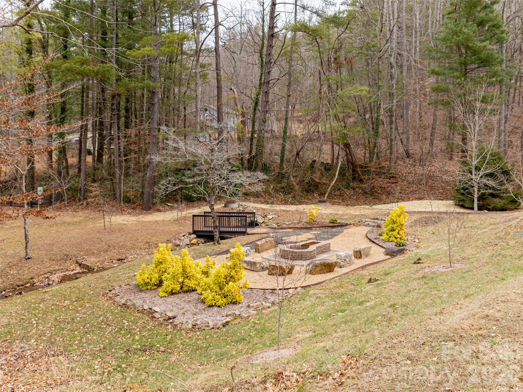 74 Longspur Lane Asheville NC 28804