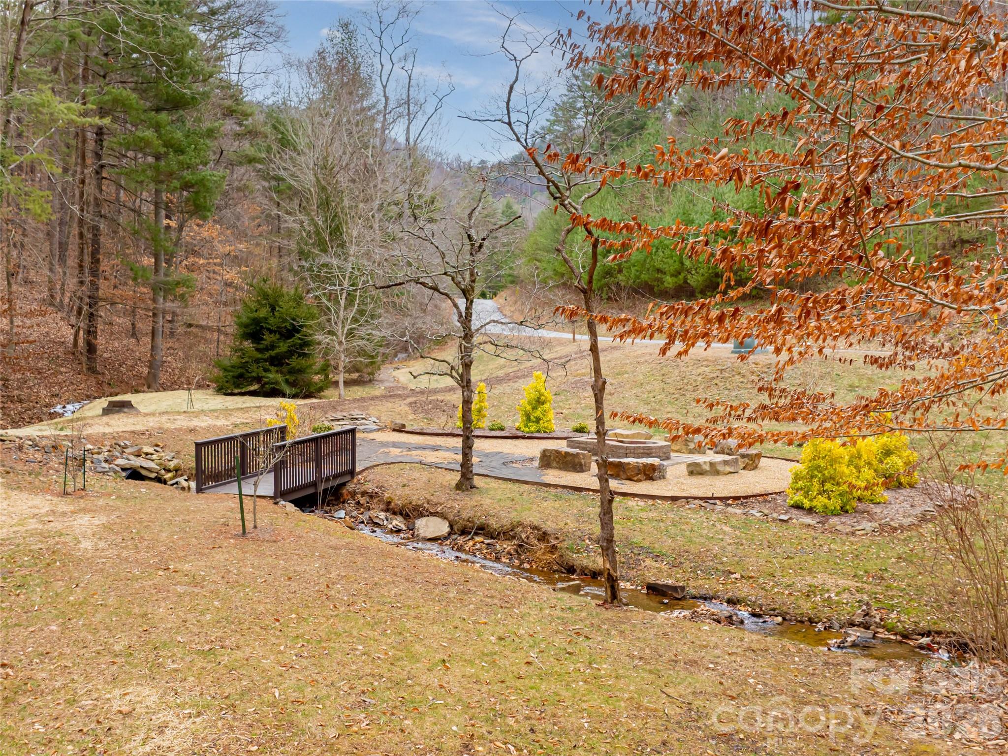 74 Longspur Lane Asheville NC 28804