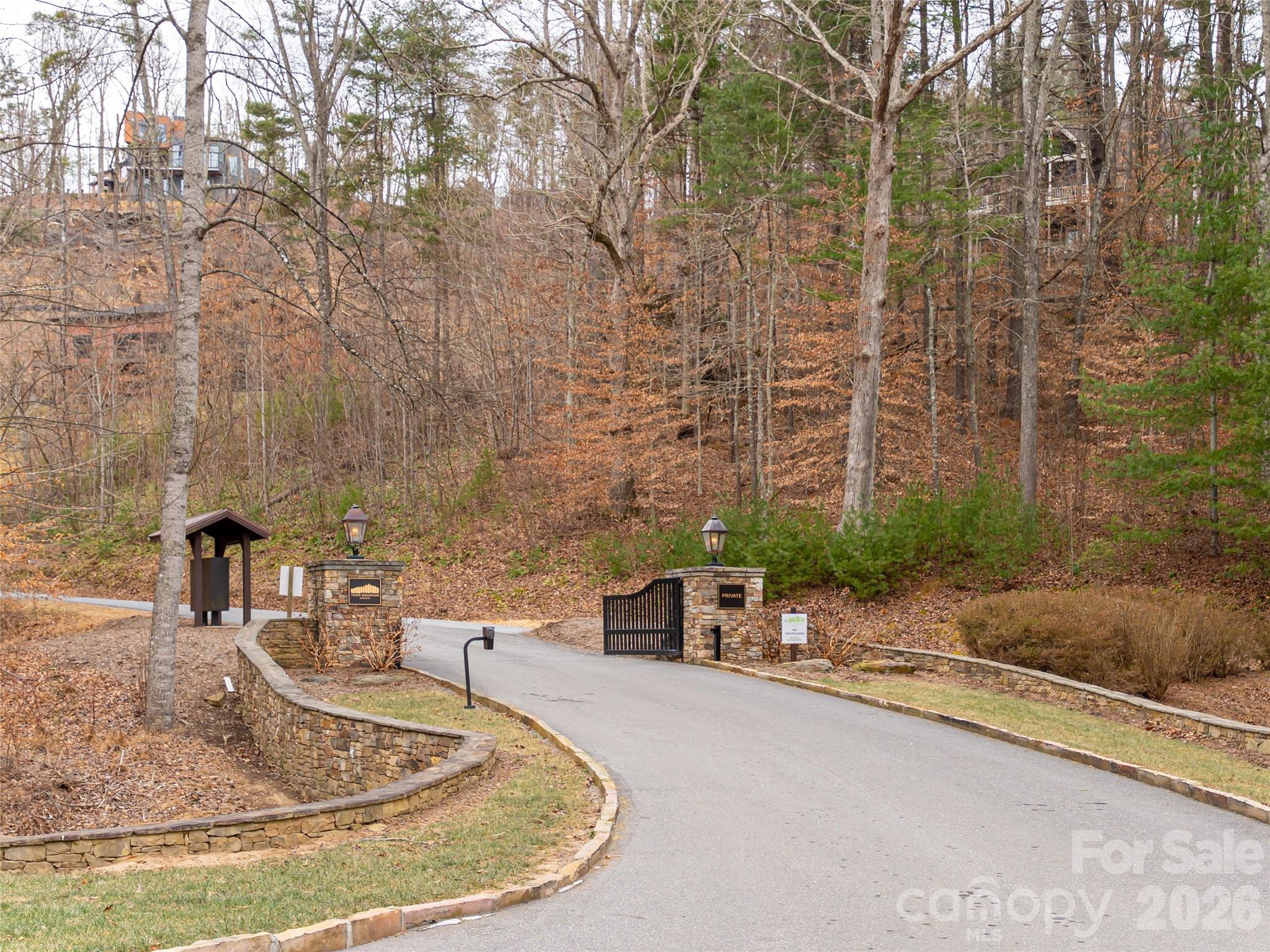 74 Longspur Lane Asheville NC 28804