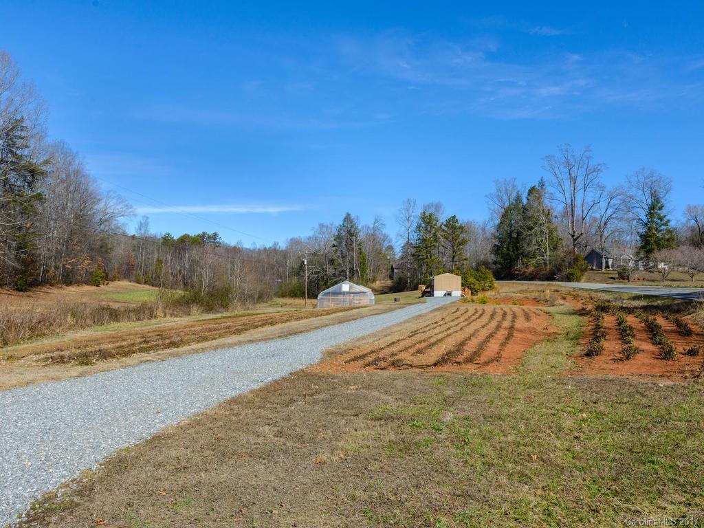 1007 Fairview Road Marion NC 28752