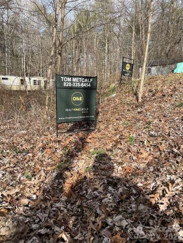 218 Max Metcalf Road Swannanoa NC 28778