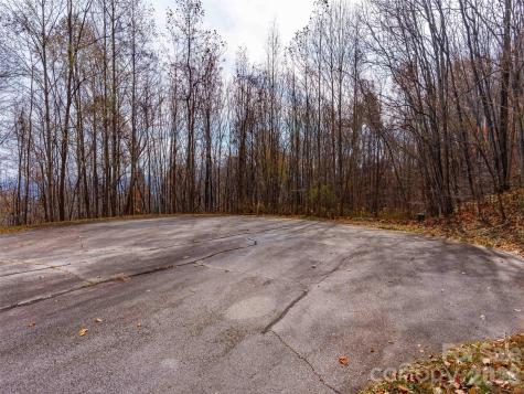 242 Nottingham Drive Mill Spring NC 28756
