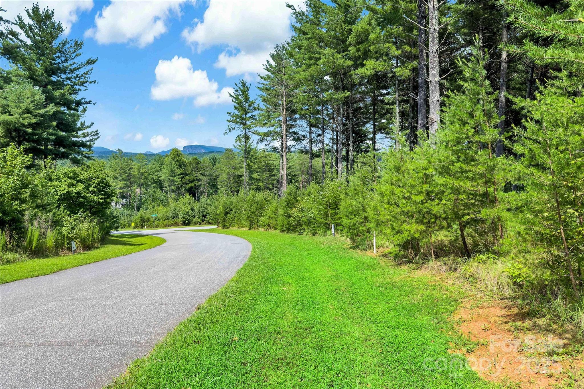 365 Peninsula Reserve Road Nebo NC 28761
