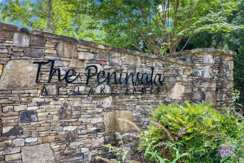 365 Peninsula Reserve Road Nebo NC 28761