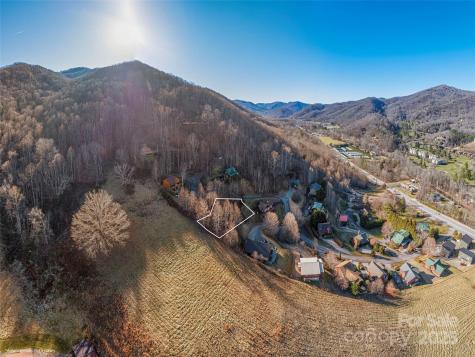 000 Appalachian Trail Maggie Valley NC 28751
