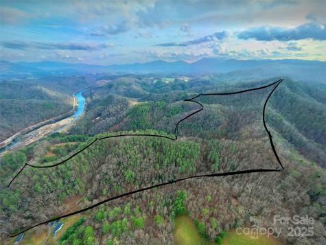 295 Bennett Branch Road Green Mountain NC 28740