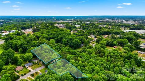 550 & 553 7th Street SE Hickory NC 28602