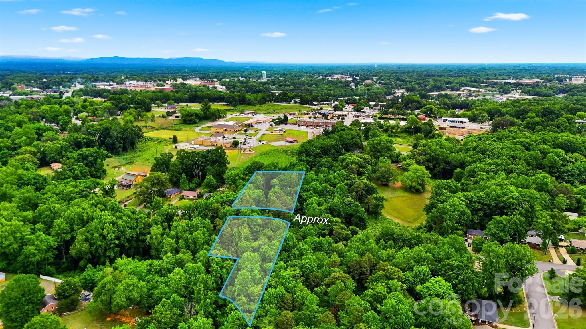 550 & 553 7th Street SE Hickory NC 28602