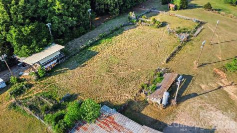 1504 Cedar Pines Lake Road Lancaster SC 29720