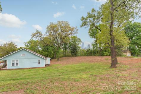 1326 W 6th Street Charlotte NC 28216