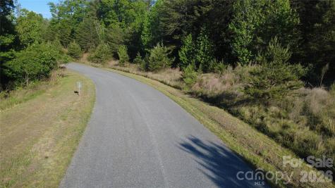 431 Ridge Point Road Nebo NC 28761