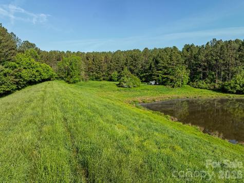 5555 Groves Road Union Mills NC 28167