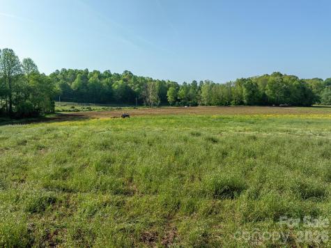 5555 Groves Road Union Mills NC 28167