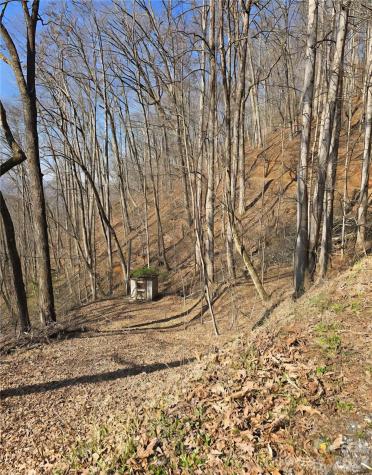 32 Black Mountain Road Cullowhee NC 28723