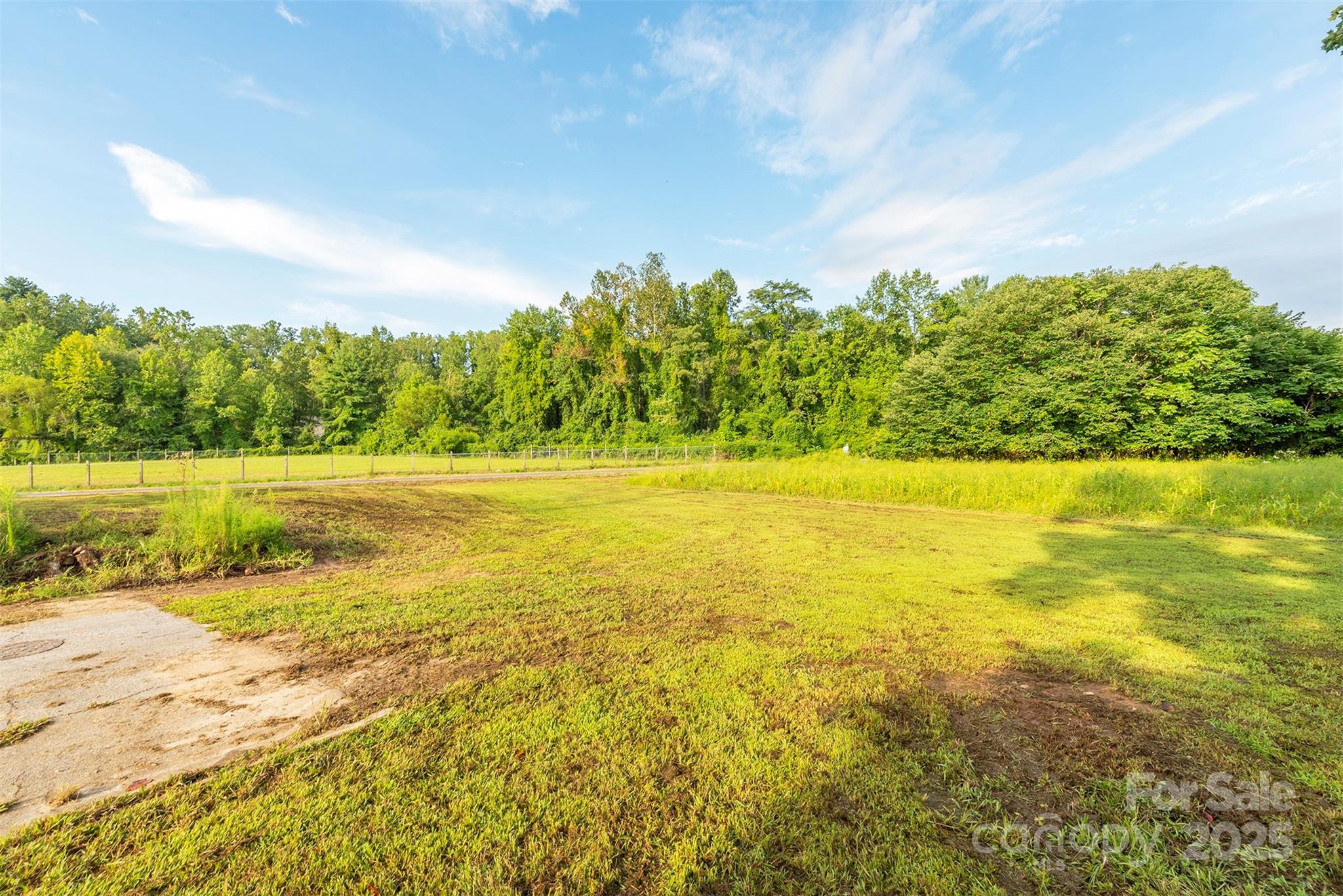 99999 Dale Street Hendersonville NC 28792