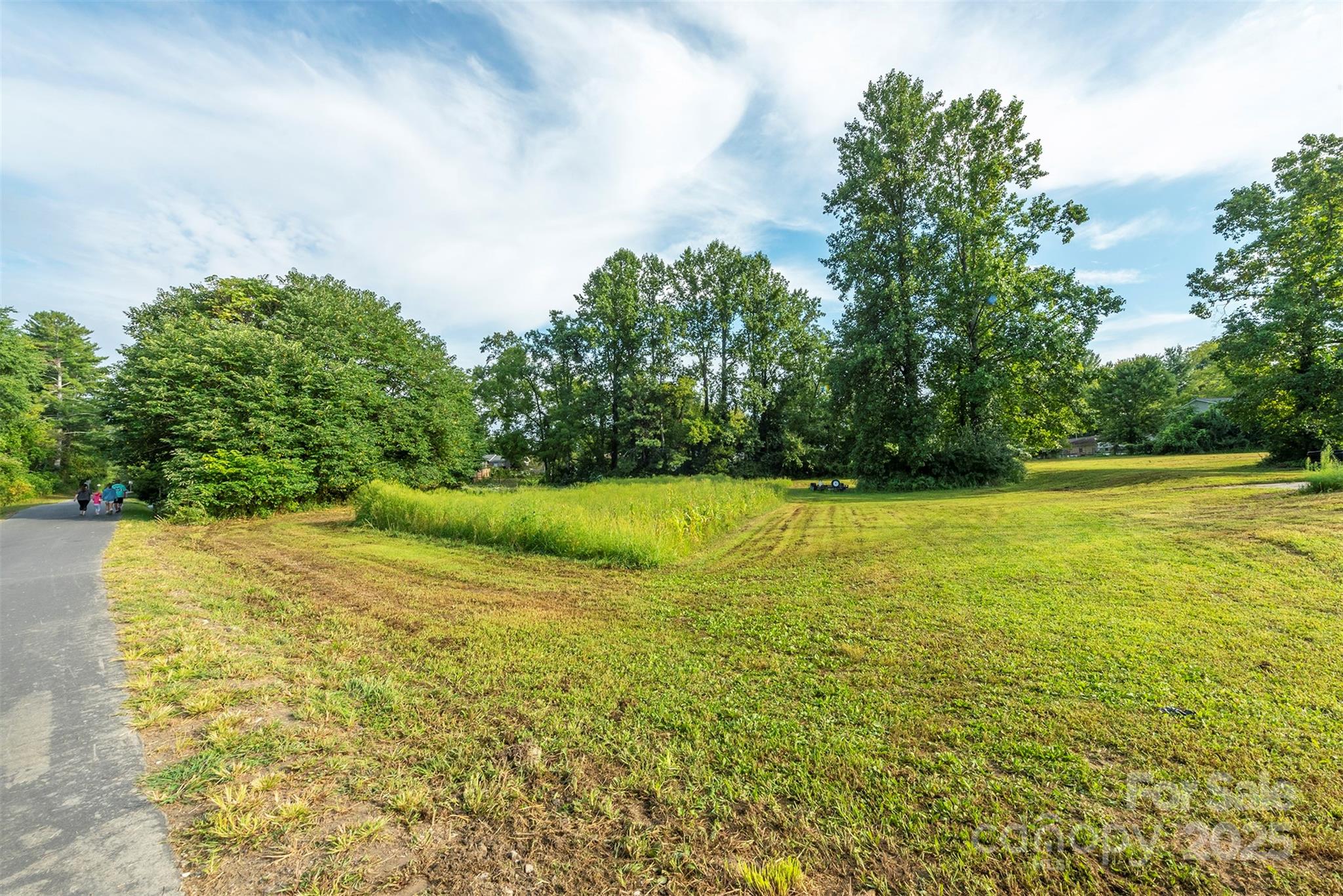 99999 Dale Street Hendersonville NC 28792