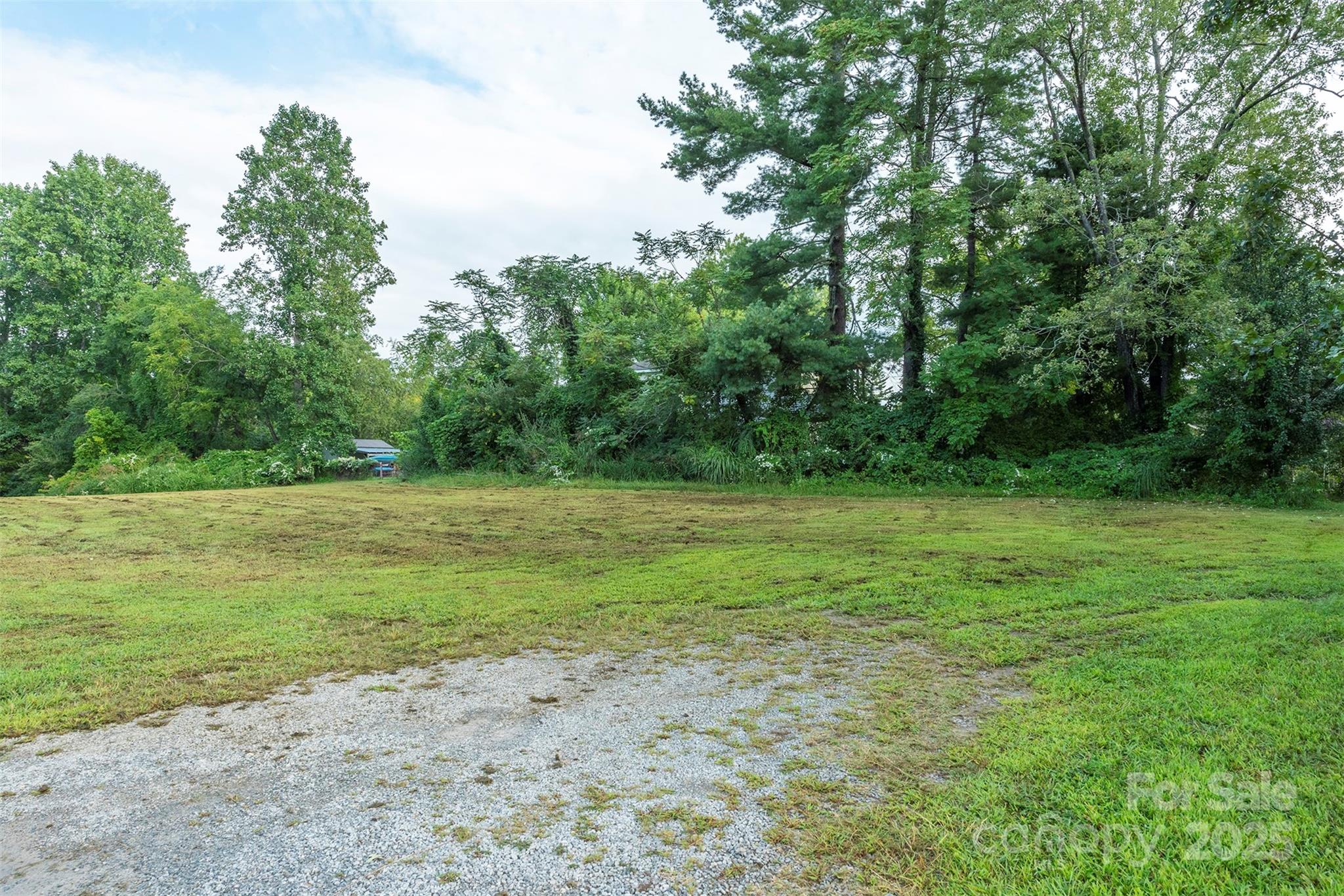 99999 Dale Street Hendersonville NC 28792