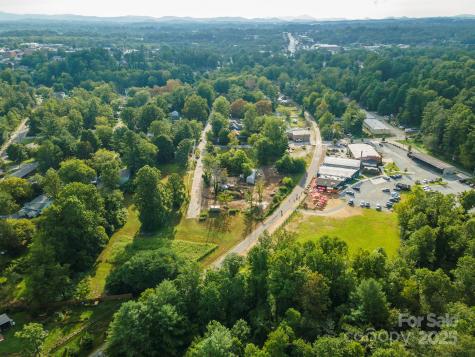 99999 Dale Street Hendersonville NC 28792