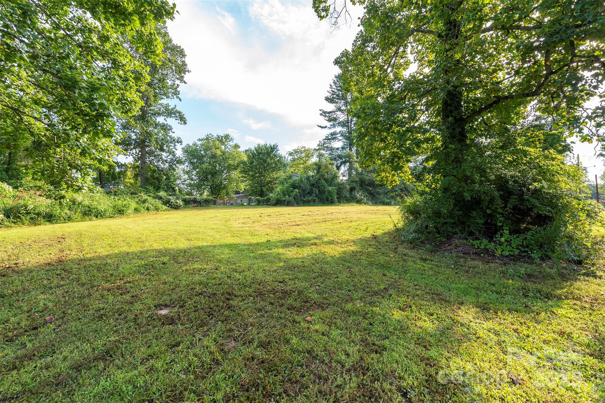 99999 Dale Street Hendersonville NC 28792