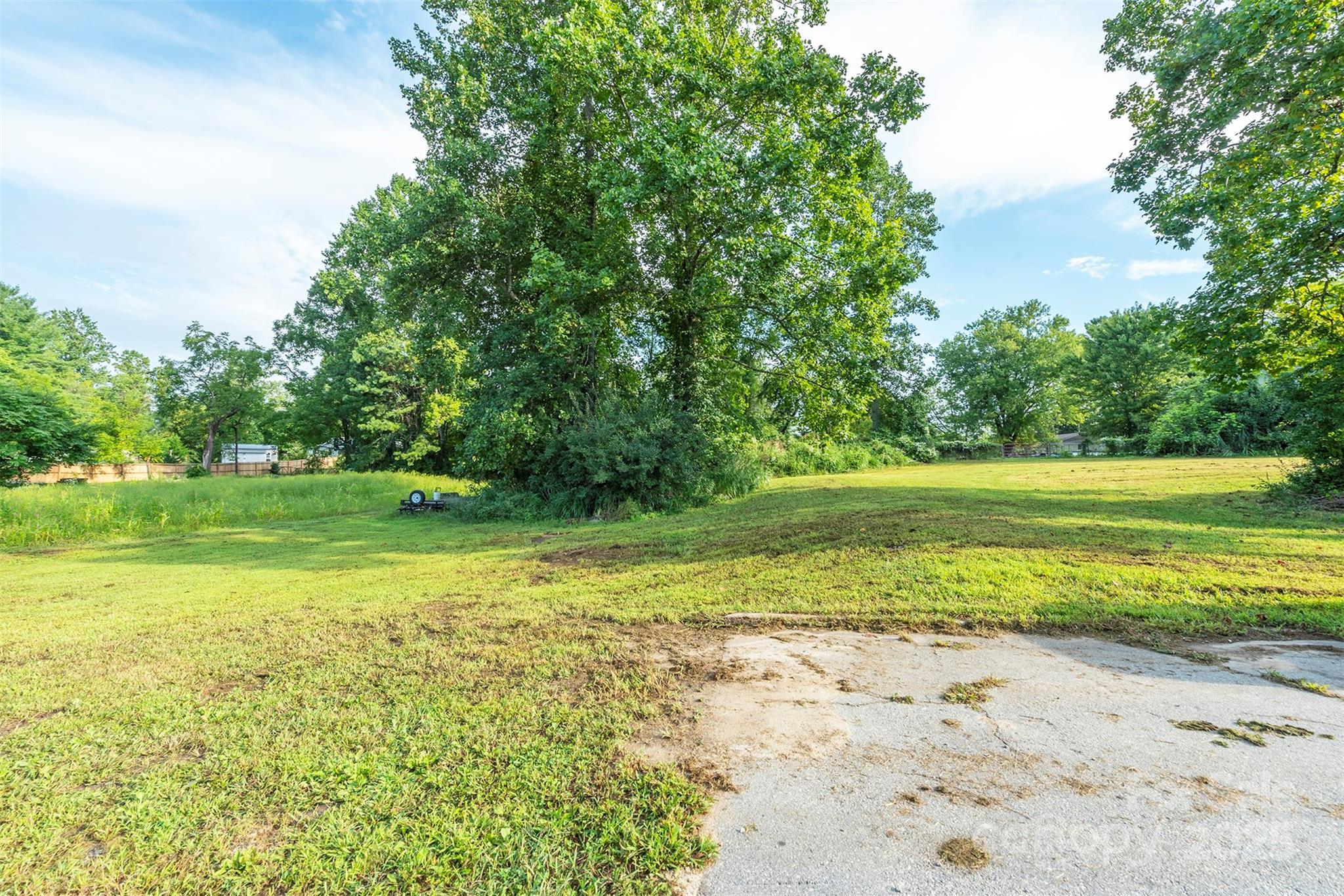99999 Dale Street Hendersonville NC 28792
