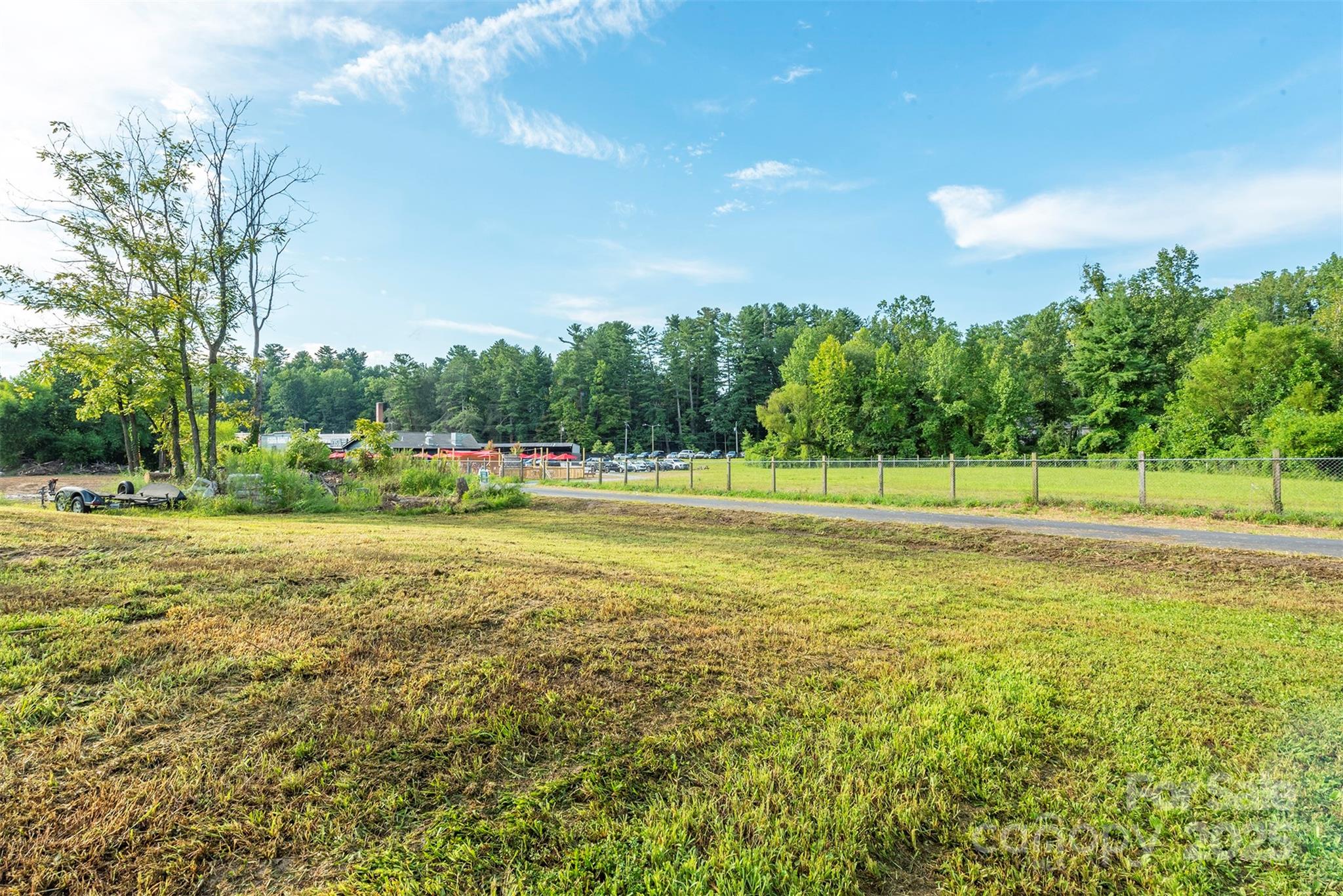 99999 Dale Street Hendersonville NC 28792