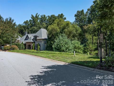 19 Mountain Orchid Way Arden NC 28704