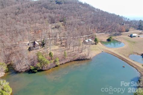 208 Serpentine Drive Columbus NC 28722