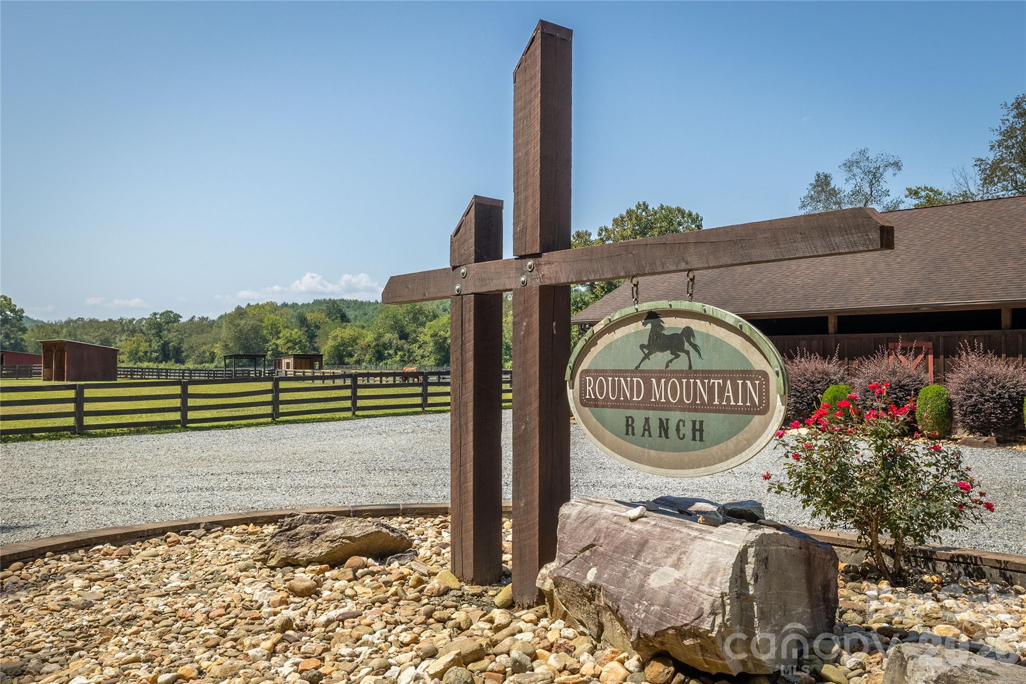 1029 River Club Ridge Lenoir NC 28645
