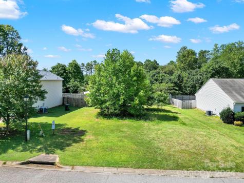 743 Victory Gallop Avenue Clover SC 29710