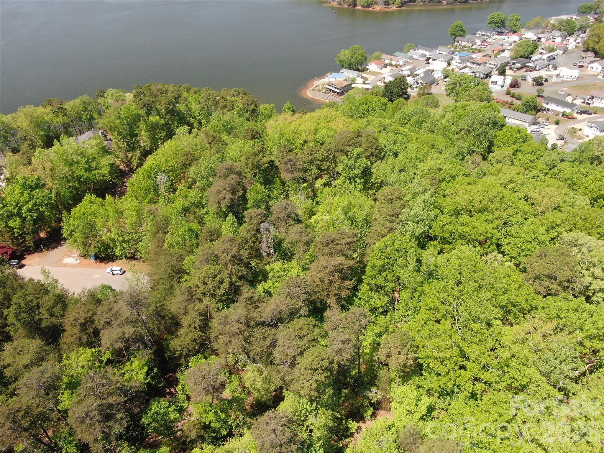 210 Kingfisher Drive New London NC 28127