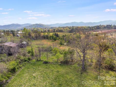 47 Gill Branch Road Weaverville NC 28787