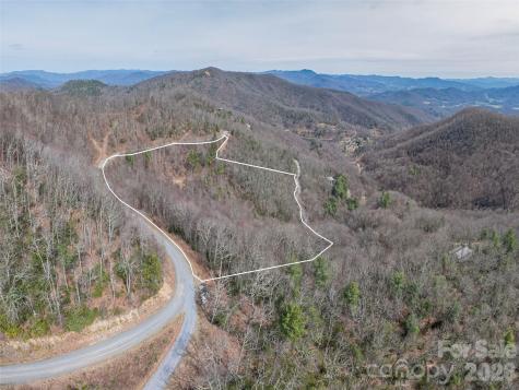 000 Sigogglin Road Waynesville NC 28786