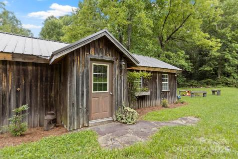 0 S Bobs Creek Road Zirconia NC 28790