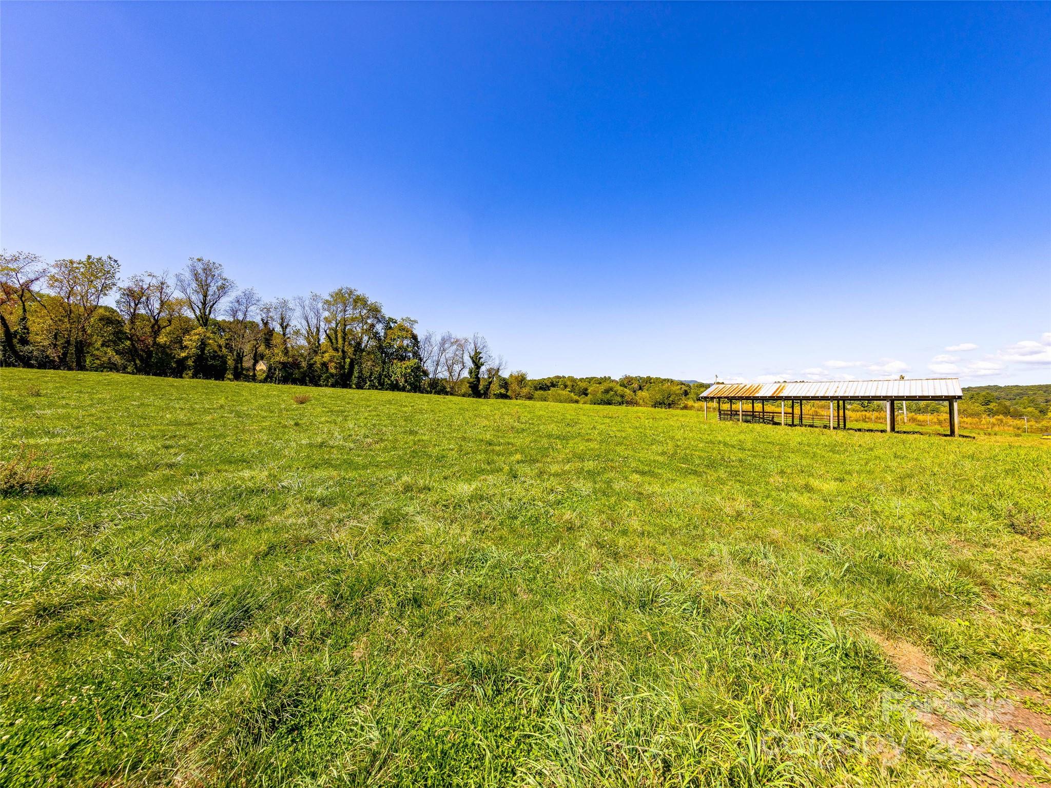40 Ratcliff Cove Road Waynesville NC 28786