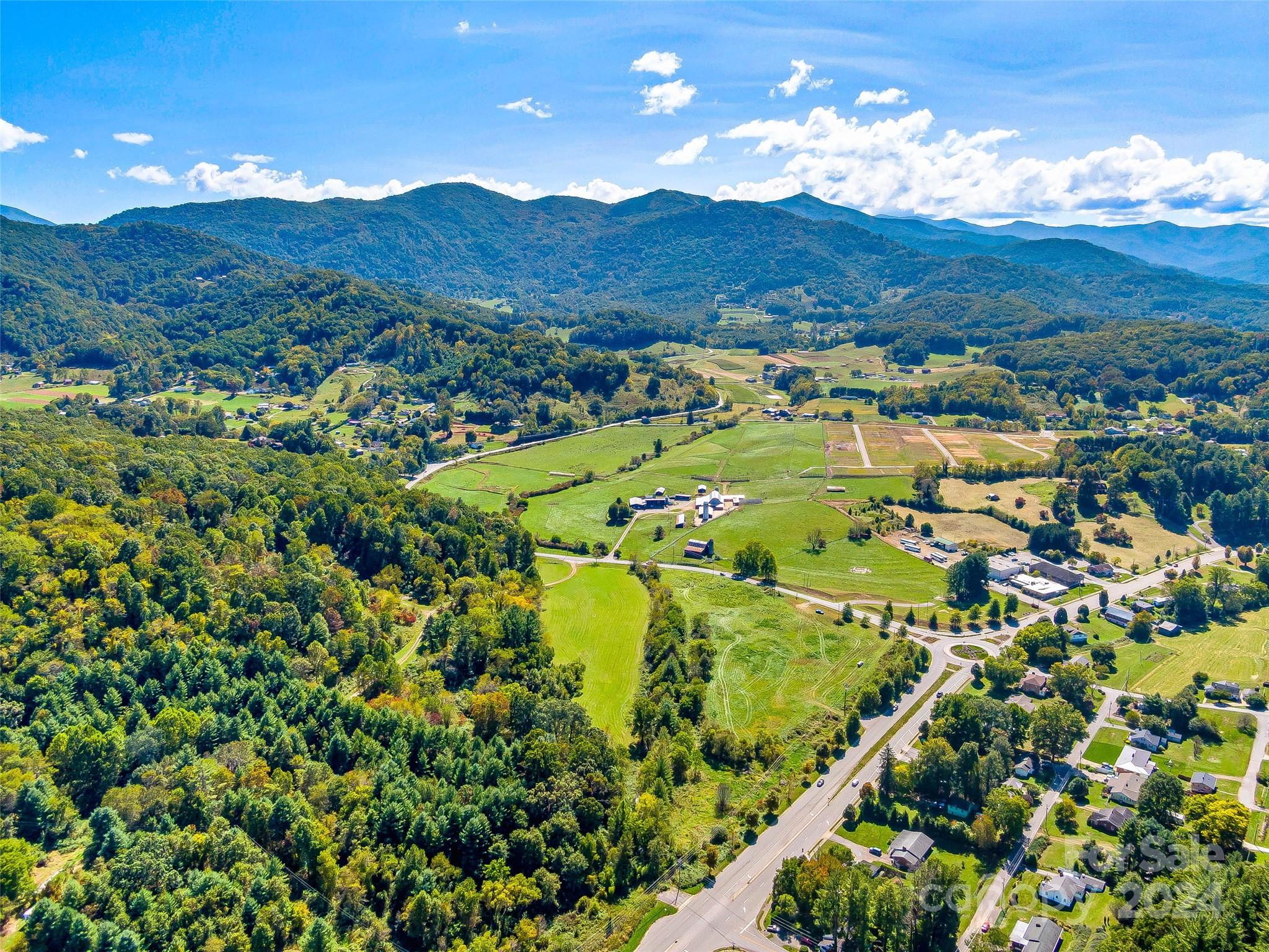 40 Ratcliff Cove Road Waynesville NC 28786
