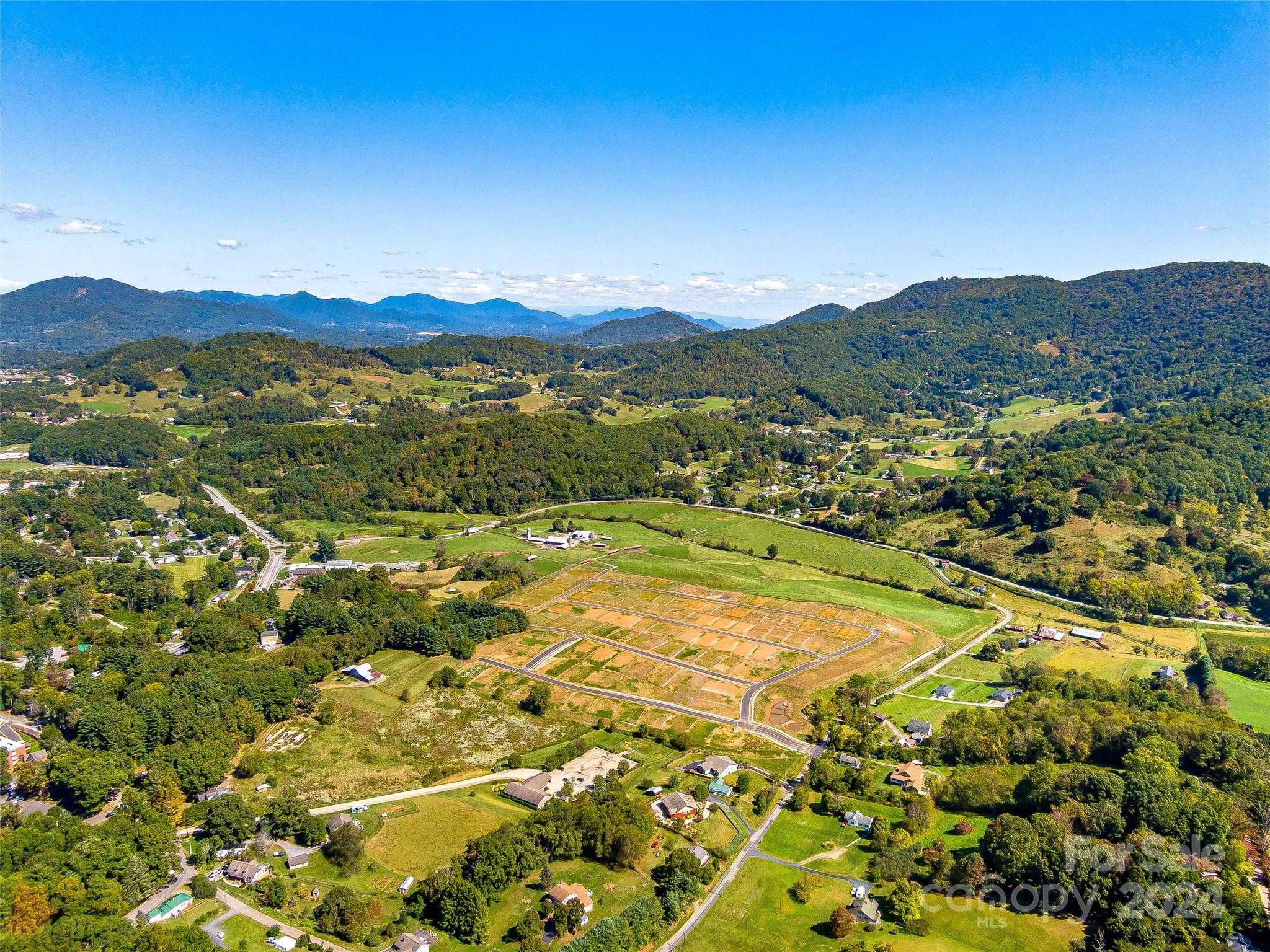 40 Ratcliff Cove Road Waynesville NC 28786