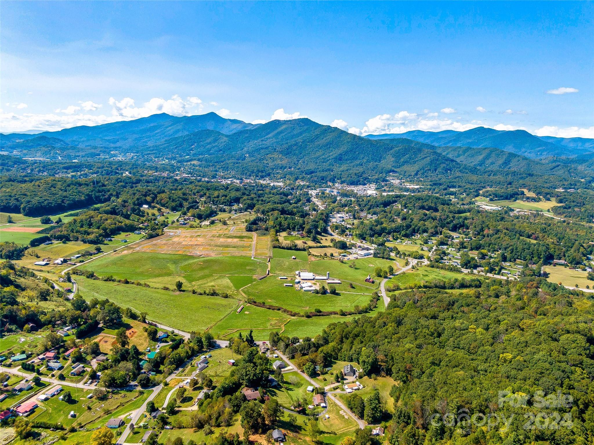 40 Ratcliff Cove Road Waynesville NC 28786