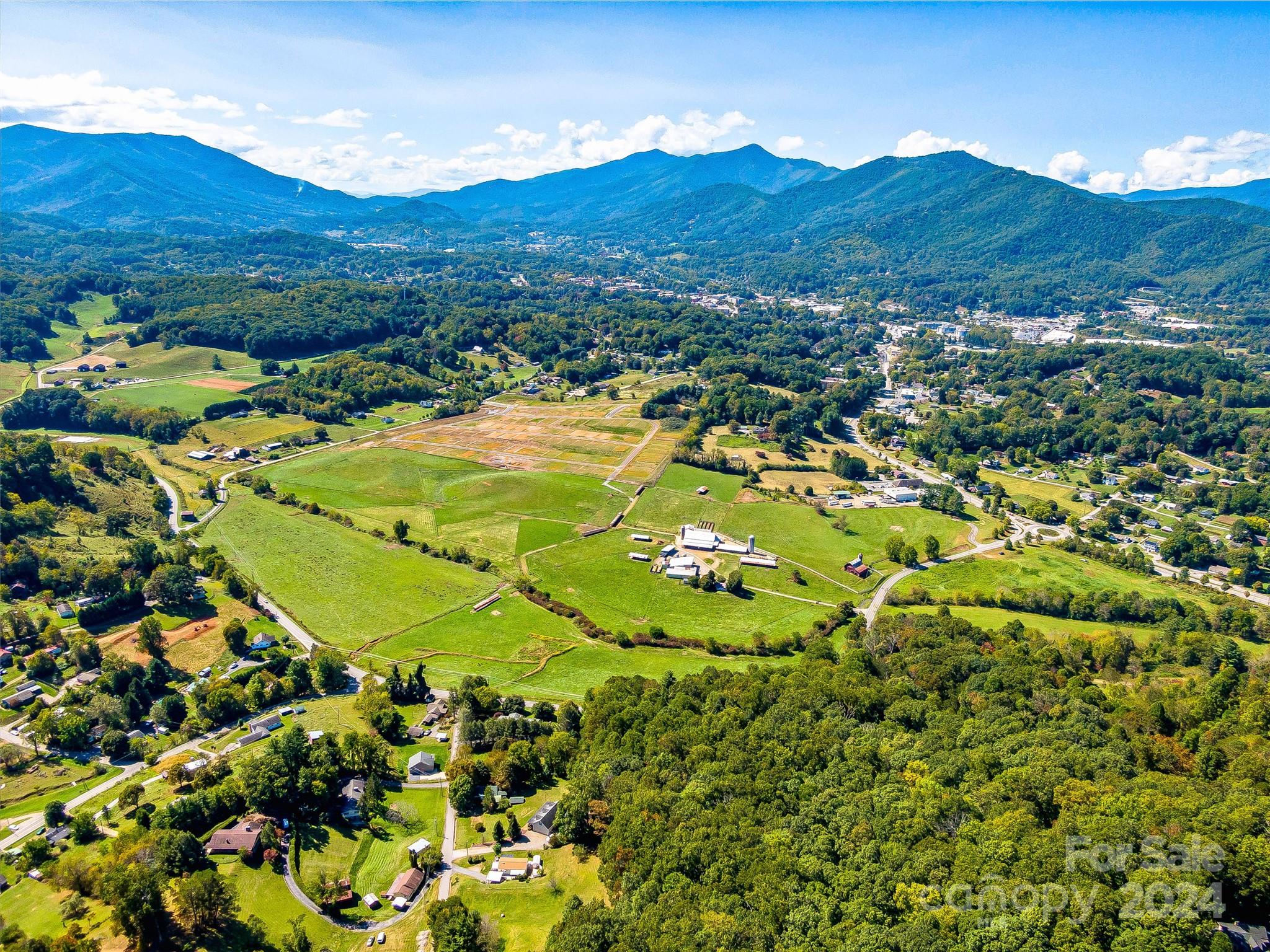 40 Ratcliff Cove Road Waynesville NC 28786
