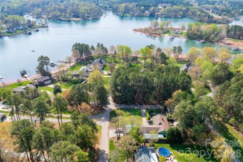 0000 Pine Harbor Drive Denver NC 28037