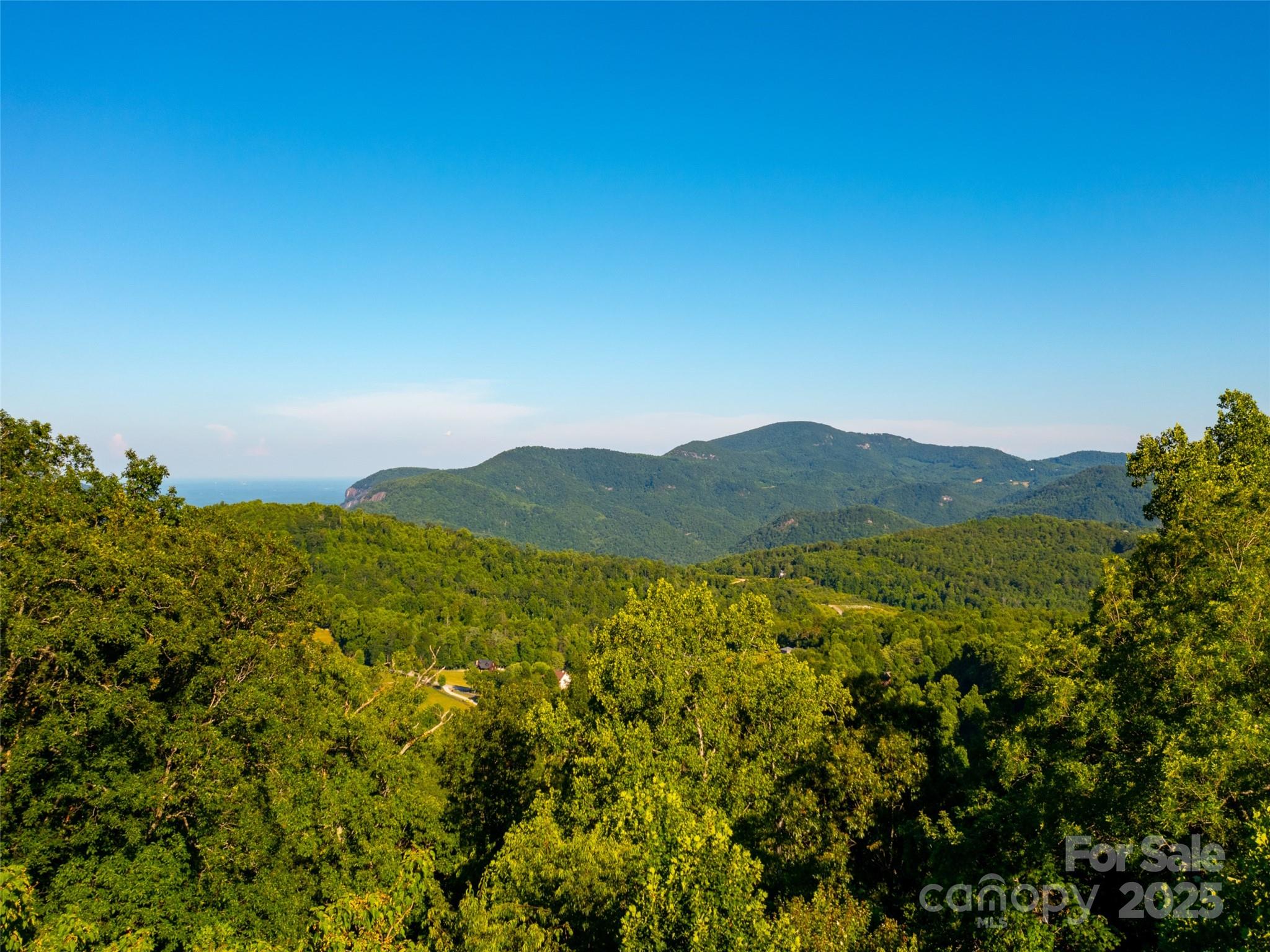 845 Grand Oaks Drive Hendersonville NC 28792