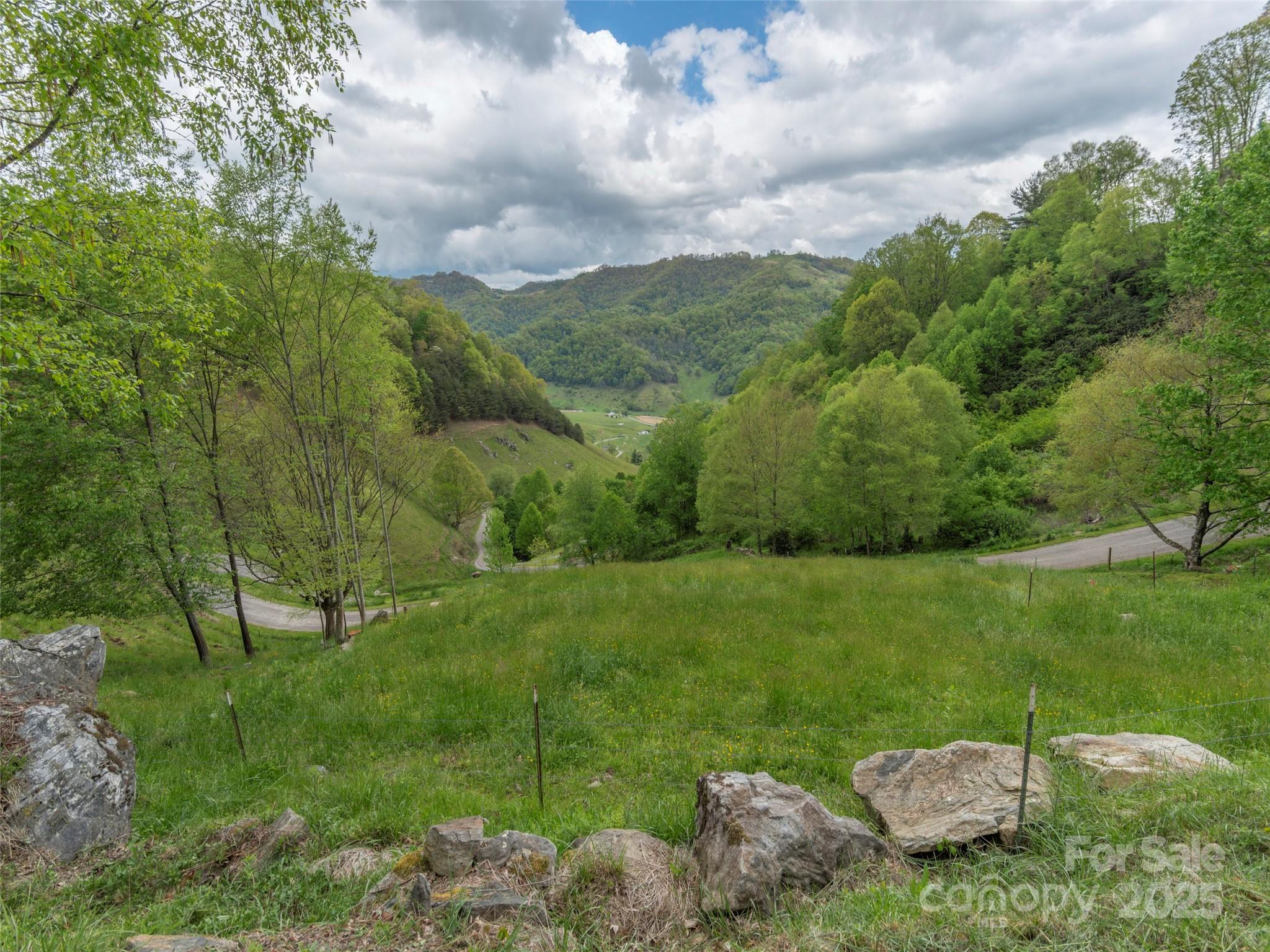 00 Quest Cove Clyde NC 28721