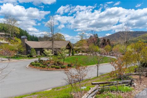 391 Valley View Drive Maggie Valley NC 28751