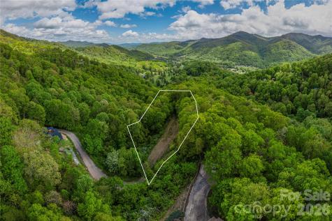 391 Valley View Drive Maggie Valley NC 28751