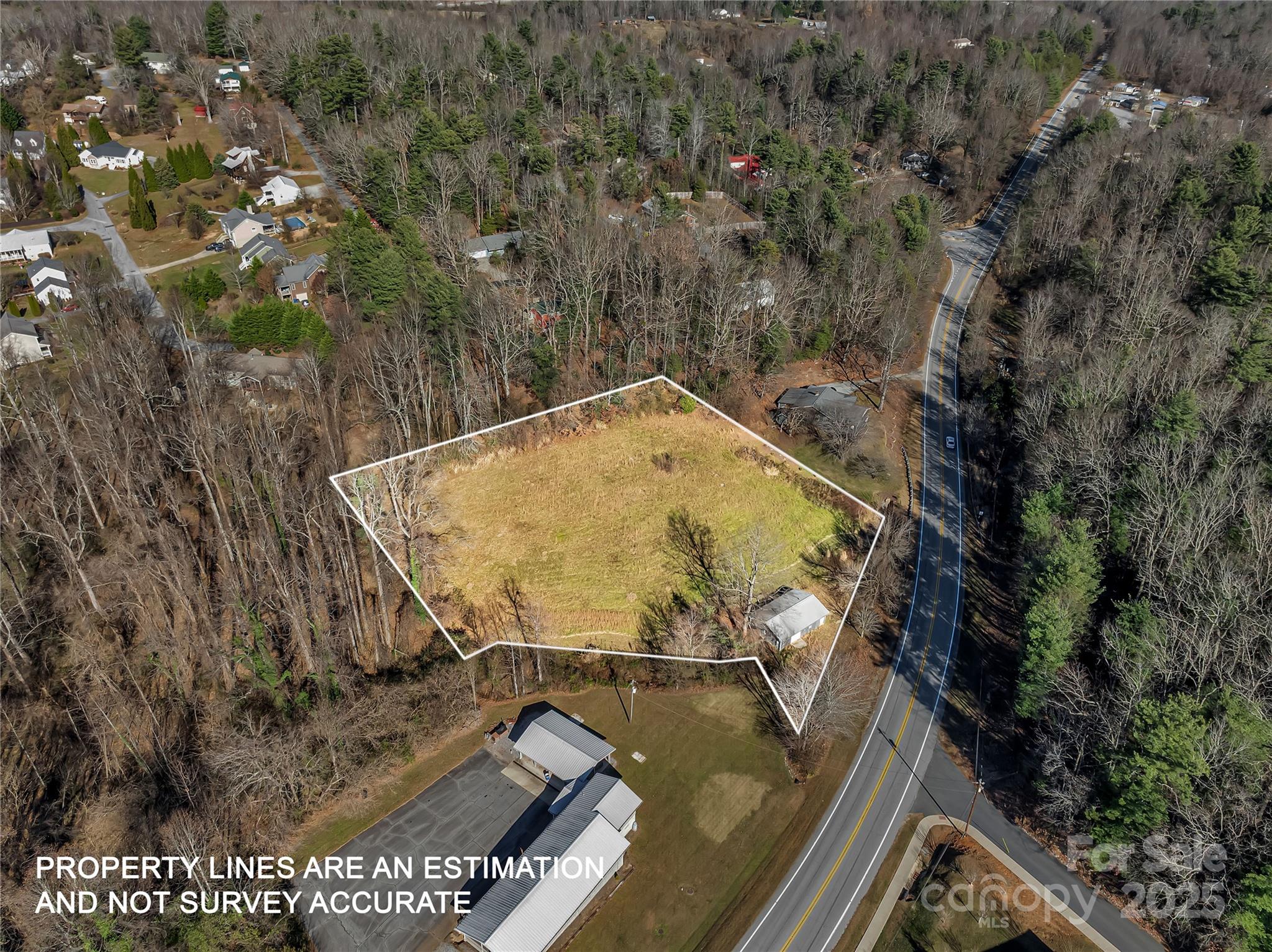 283 Ozone Drive Saluda NC 28773