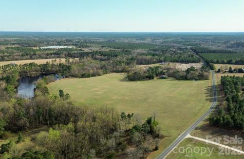 300 Mccall Road Ellerbe NC 28338