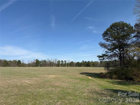 300 Mccall Road Ellerbe NC 28338